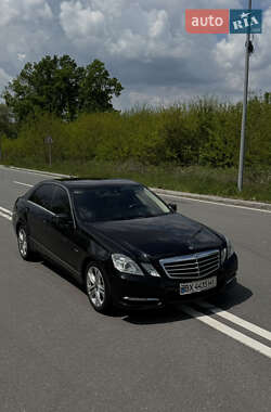 Mercedes-Benz E-Class 2010 Mercedes-Benz E-Class 2010