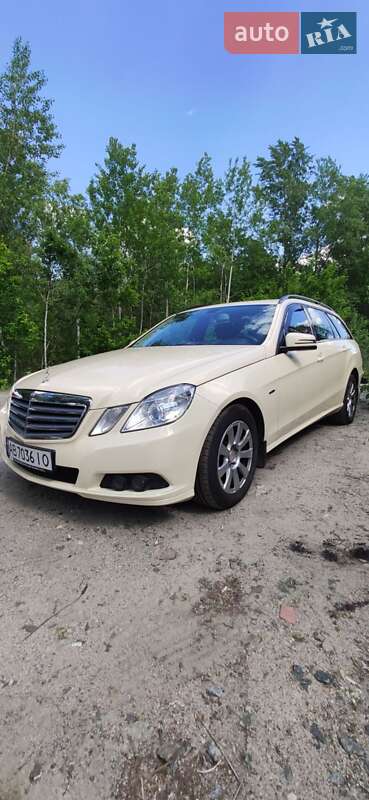Mercedes-Benz E-Class 2010