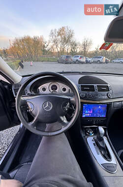 Седан Mercedes-Benz E-Class 2005 в 