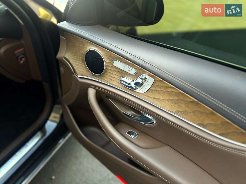 Седан Mercedes-Benz E-Class 2017 в Вінниці