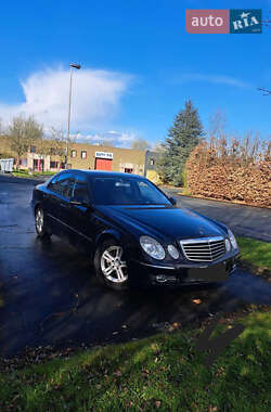 Седан Mercedes-Benz E-Class 2008 в Черновцах