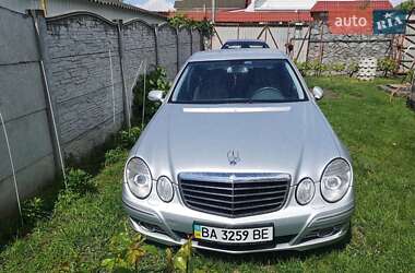 Седан Mercedes-Benz E-Class 2008 в Світловодську