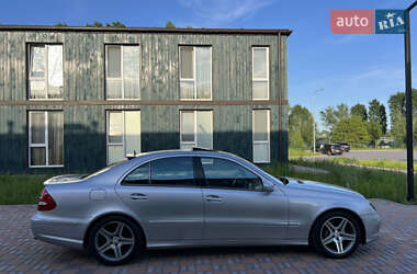 Седан Mercedes-Benz E-Class 2003 в 