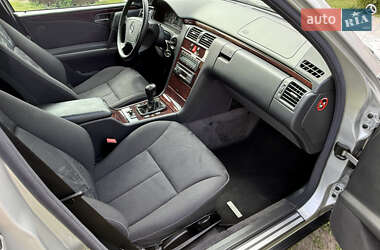 Седан Mercedes-Benz E-Class 1999 в 