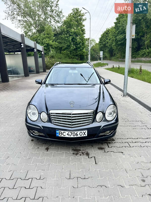 Универсал Mercedes-Benz E-Class 2008 в Львове