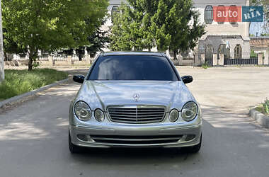 Седан Mercedes-Benz E-Class 2003 в 