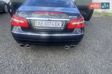 Купе Mercedes-Benz E-Class 2012 в 