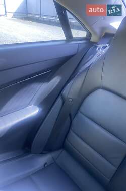 Купе Mercedes-Benz E-Class 2012 в 