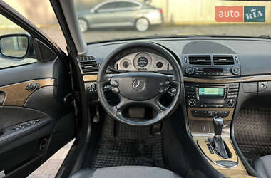 Седан Mercedes-Benz E-Class 2007 в 