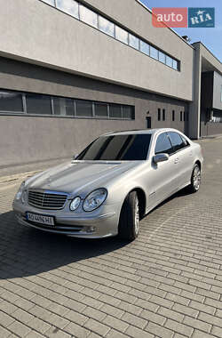 Седан Mercedes-Benz E-Class 2005 в Мукачево