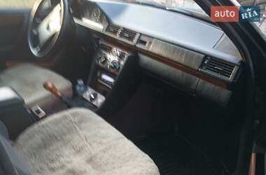 Універсал Mercedes-Benz E-Class 1991 в 