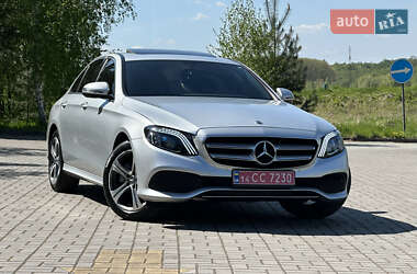 Седан Mercedes-Benz E-Class 2019 в Дрогобыче