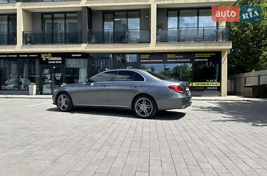 Седан Mercedes-Benz E-Class 2016 в 