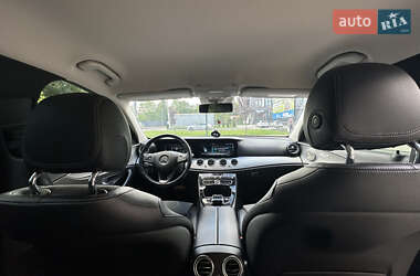 Седан Mercedes-Benz E-Class 2016 в 