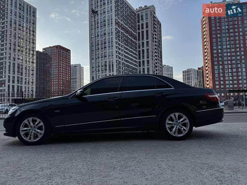 Седан Mercedes-Benz E-Class 2009 в Запорожье