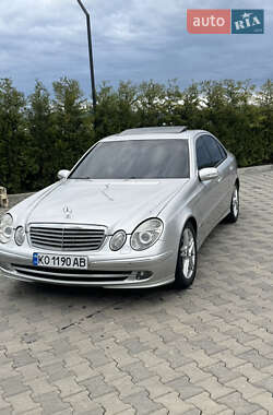 Седан Mercedes-Benz E-Class 2003 в 