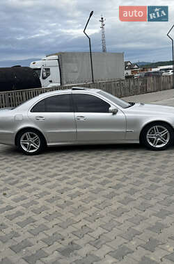 Седан Mercedes-Benz E-Class 2003 в 