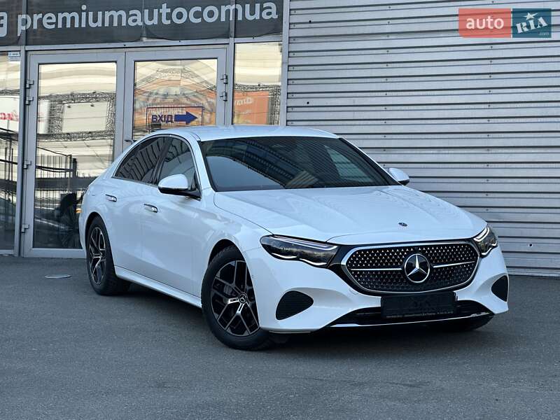 Mercedes-Benz E-Class 2024