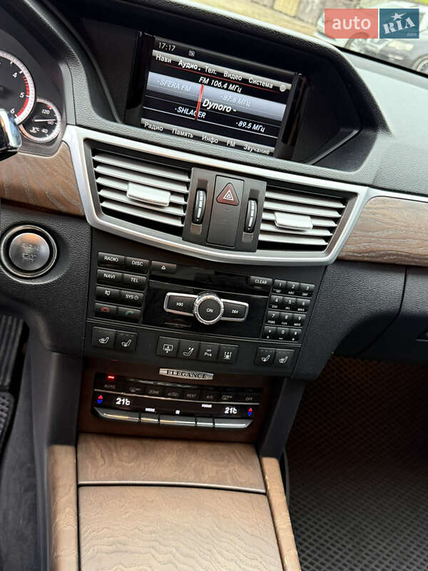 Седан Mercedes-Benz E-Class 2012 в Ровно