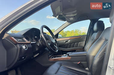 Седан Mercedes-Benz E-Class 2012 в 