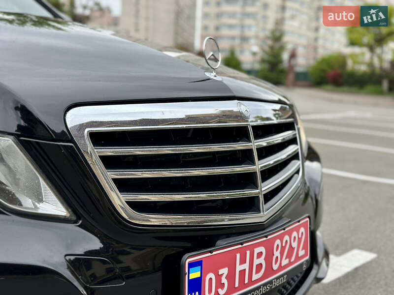Седан Mercedes-Benz E-Class 2011 в Києві