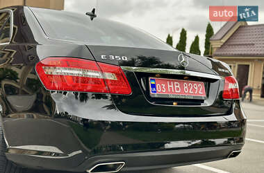 Седан Mercedes-Benz E-Class 2011 в 
