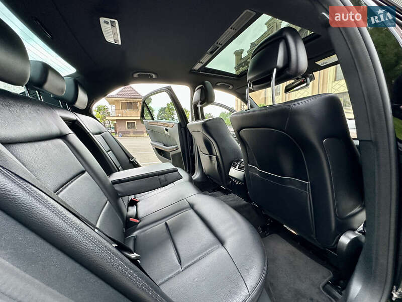 Седан Mercedes-Benz E-Class 2011 в Києві