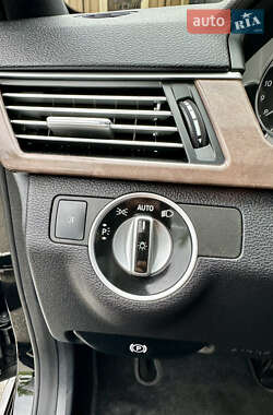 Седан Mercedes-Benz E-Class 2011 в 