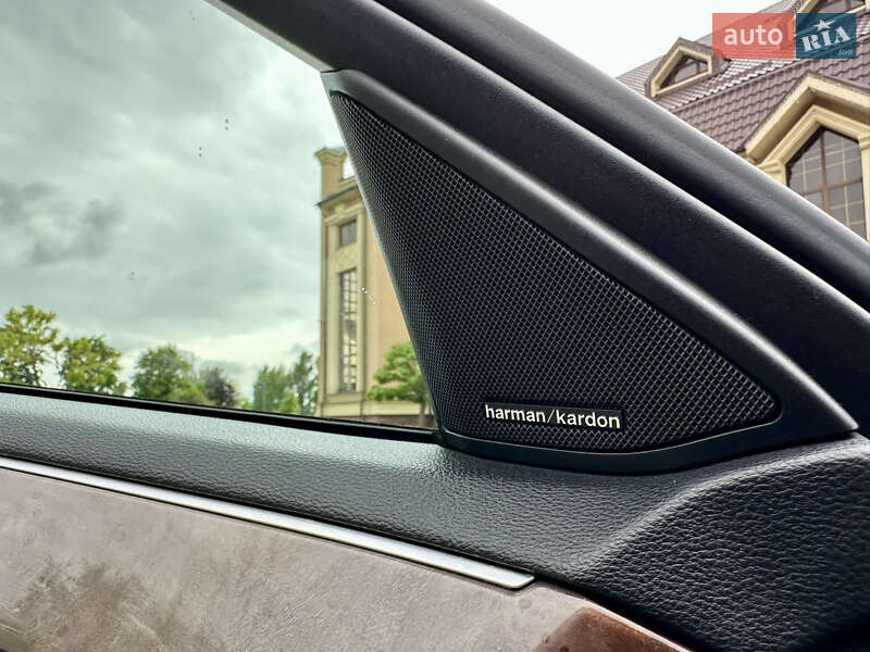 Седан Mercedes-Benz E-Class 2011 в Києві