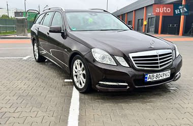 Mercedes-Benz E-Class 2011 Mercedes-Benz E-Class 2011