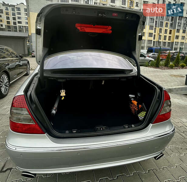 Седан Mercedes-Benz E-Class 2008 в Івано-Франківську