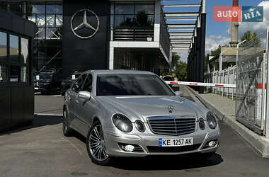 Седан Mercedes-Benz E-Class 2003 в Днепре