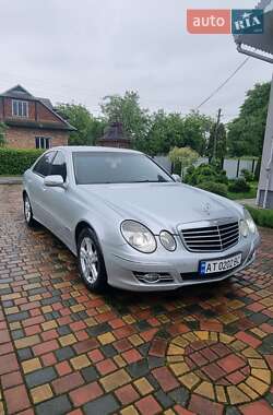 Седан Mercedes-Benz E-Class 2008 в Коломые