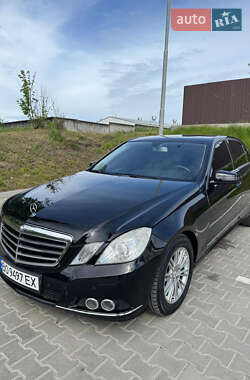Седан Mercedes-Benz E-Class 2010 в Тернополе