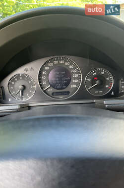 Универсал Mercedes-Benz E-Class 2004 в 
