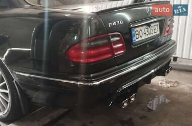 Седан Mercedes-Benz E-Class 2000 в 