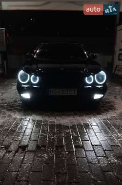 Седан Mercedes-Benz E-Class 2000 в 