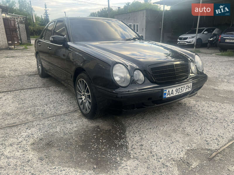 Седан Mercedes-Benz E-Class 1999 в Білій Церкві