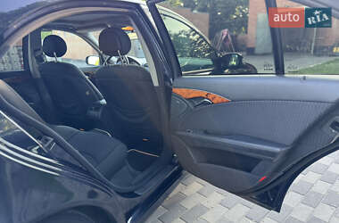 Седан Mercedes-Benz E-Class 2002 в 