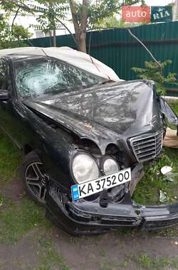 Седан Mercedes-Benz E-Class 1999 в Козельце