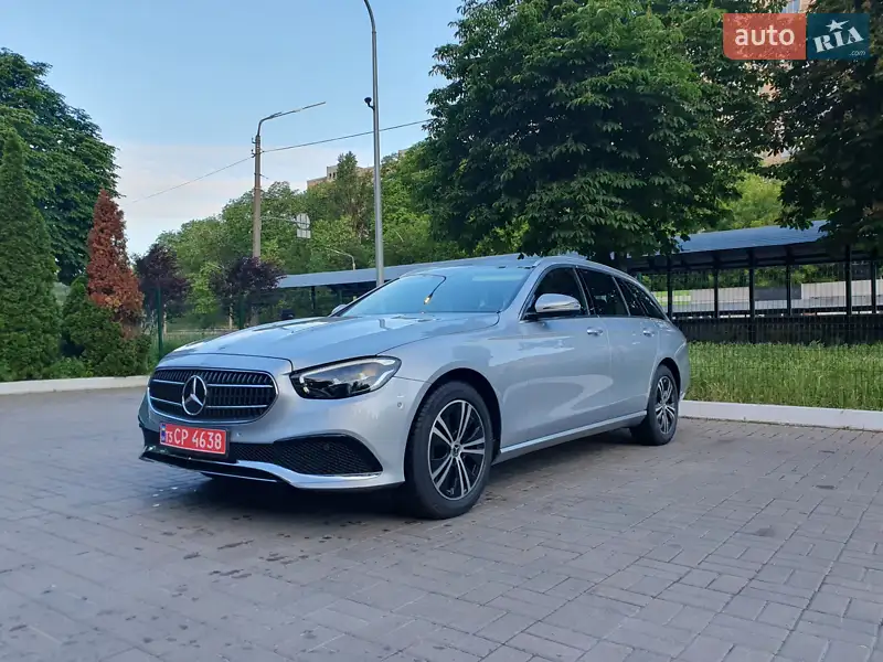 Mercedes-Benz E-Class 2021