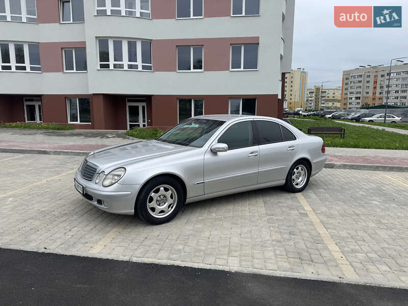 Mercedes-Benz E-Class 2003