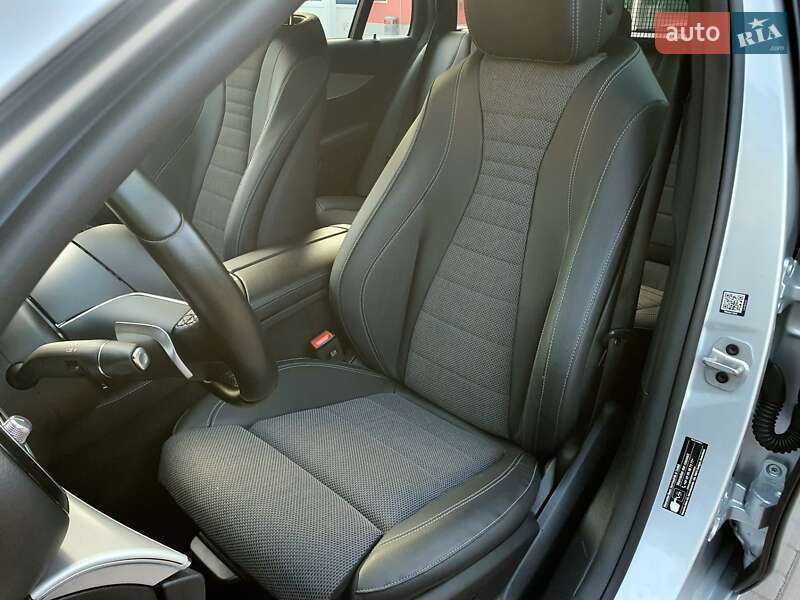 Универсал Mercedes-Benz E-Class 2021 в Киеве