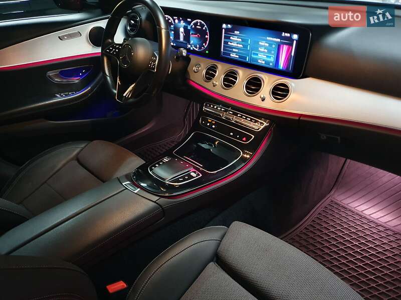 Универсал Mercedes-Benz E-Class 2021 в Киеве