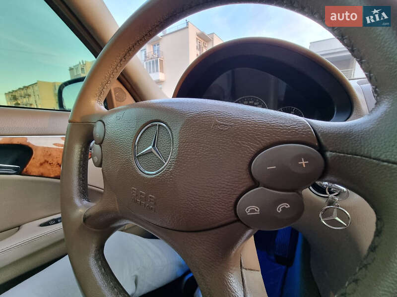 Седан Mercedes-Benz E-Class 2007 в Ужгороде