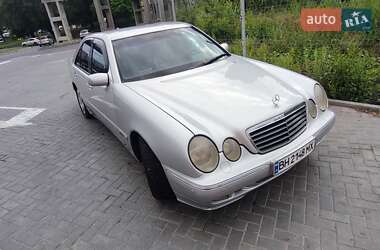 Седан Mercedes-Benz E-Class 2001 в Білгороді-Дністровському