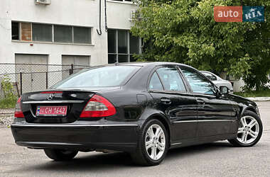 Седан Mercedes-Benz E-Class 2007 в 