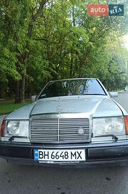 Седан Mercedes-Benz E-Class 1993 в Одессе