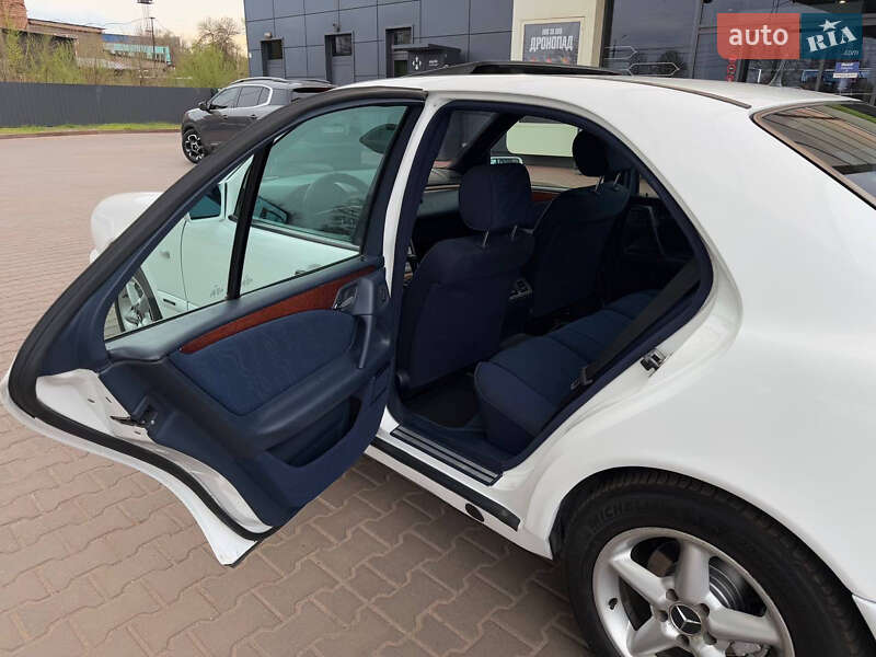 Седан Mercedes-Benz E-Class 1999 в Кривом Роге