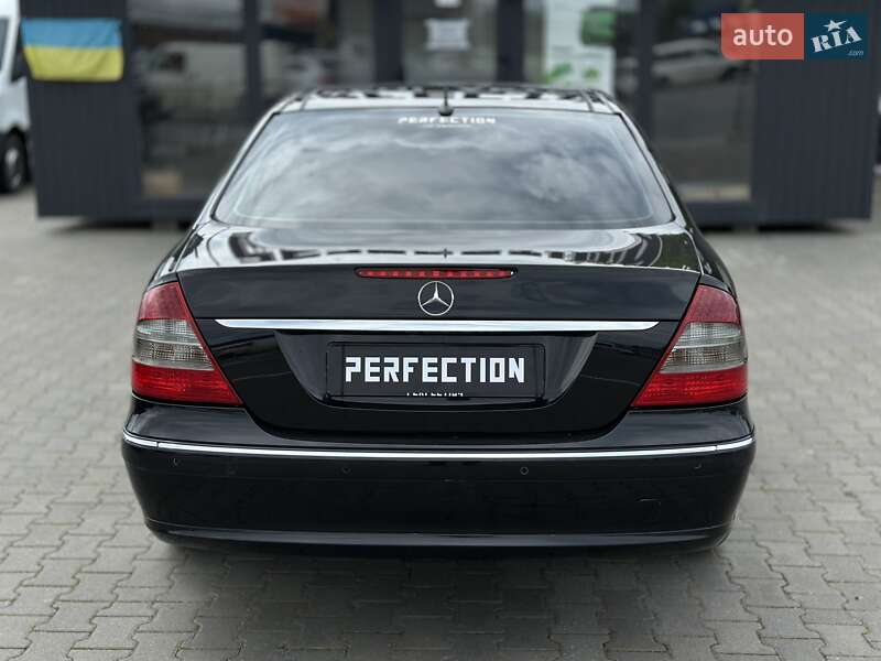 Седан Mercedes-Benz E-Class 2006 в Чернівцях